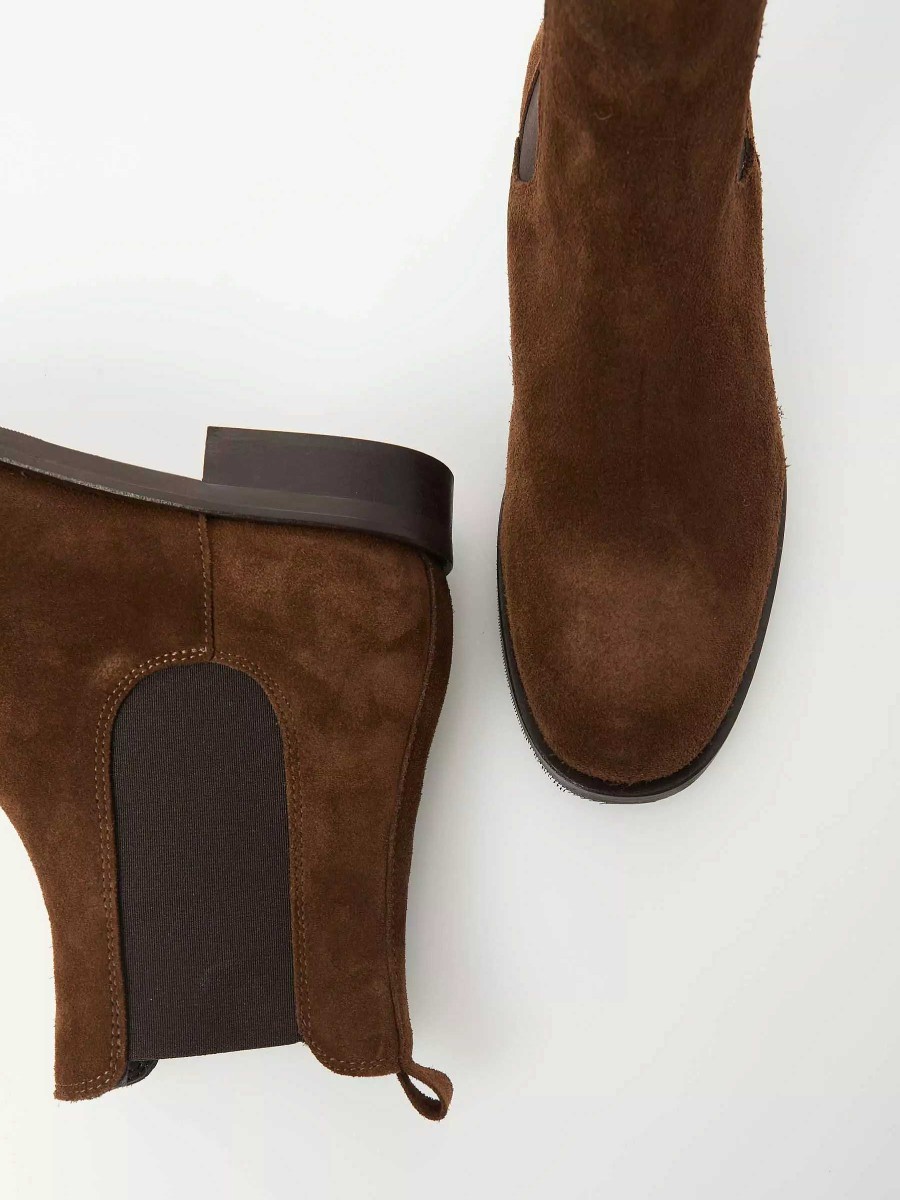 Tronchetti Ovyé | Chelsea Boot In Camoscio